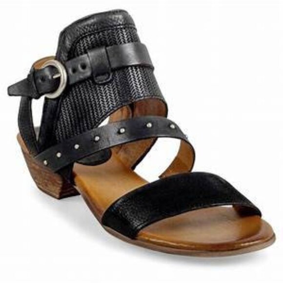 Miz Mooz Shoes - Miz Mooz Cape Sandal
